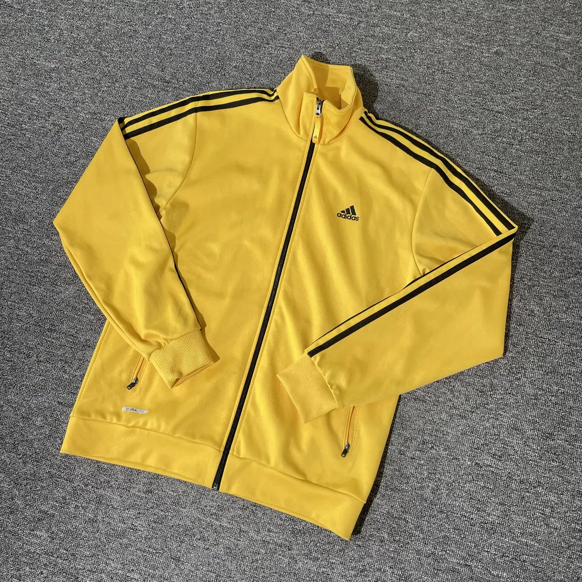 adidas VTG Track Top Jersey size 100-105