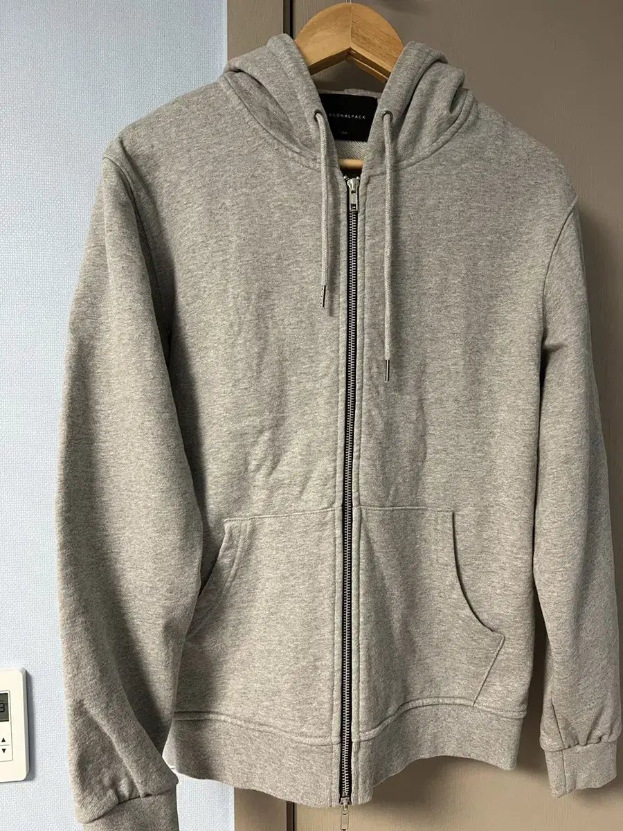 Personal Pack Hood Zip Up