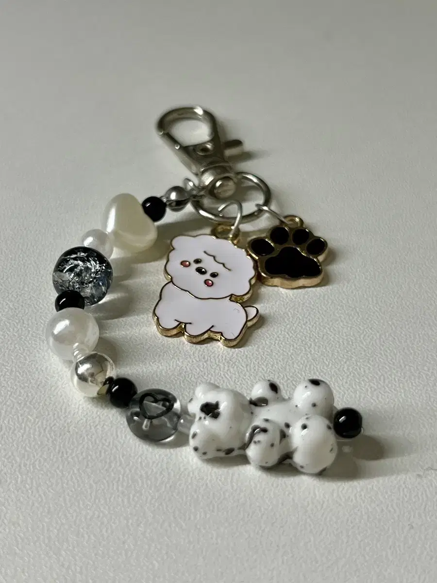 Luxury maltese beaded keyring!