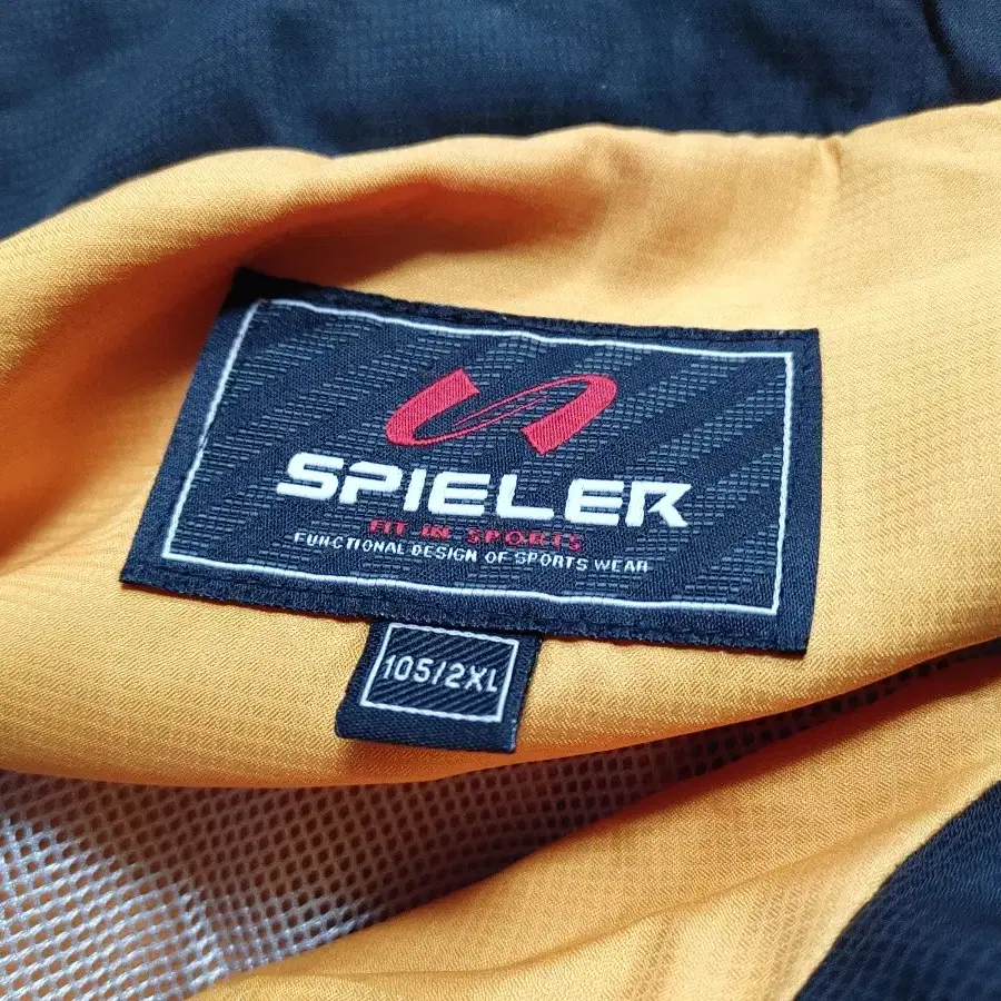 # SPIELER(105/2XL)