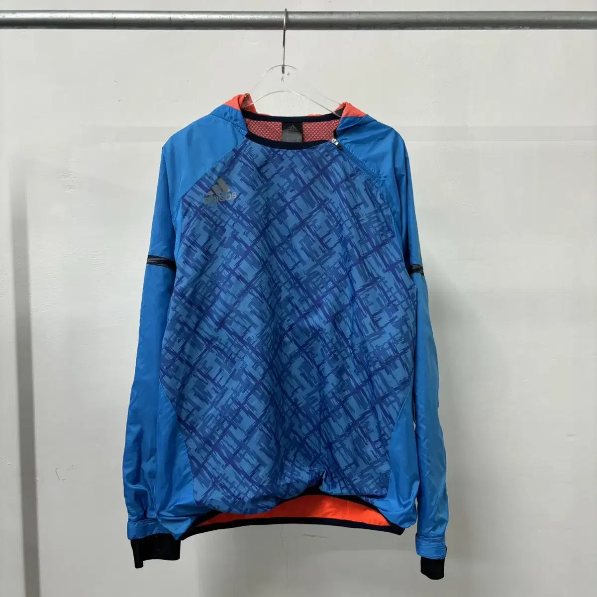 Adidas shoulder zip up weak brushed pattern windbreaker warm up jacket(90) Quick sale