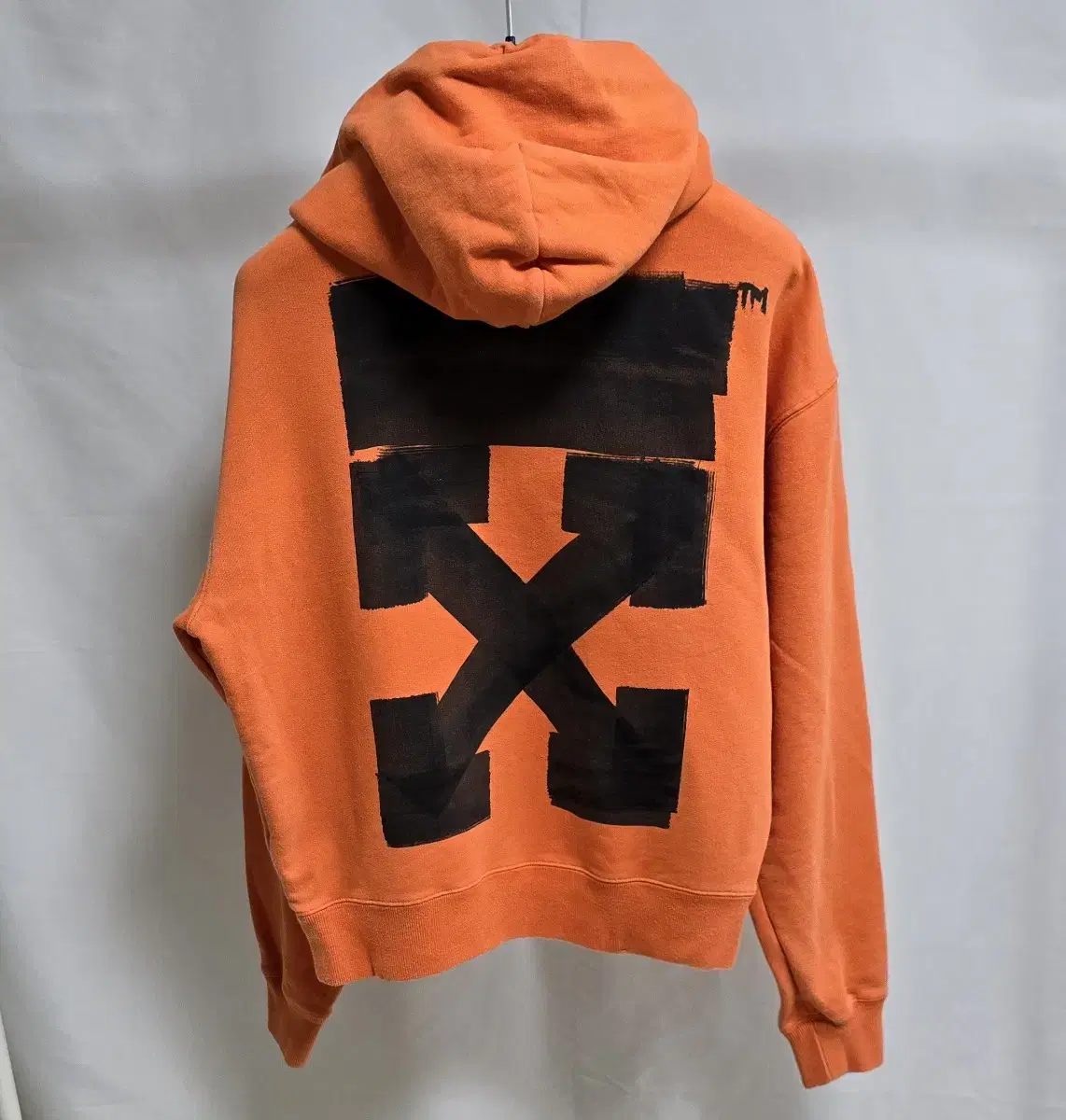 [S] Off-White Jumbo Marker Arrow Hoodie S size 95 sells for