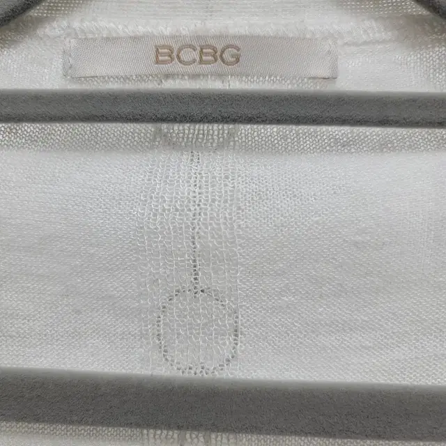 M-BCBG가디건