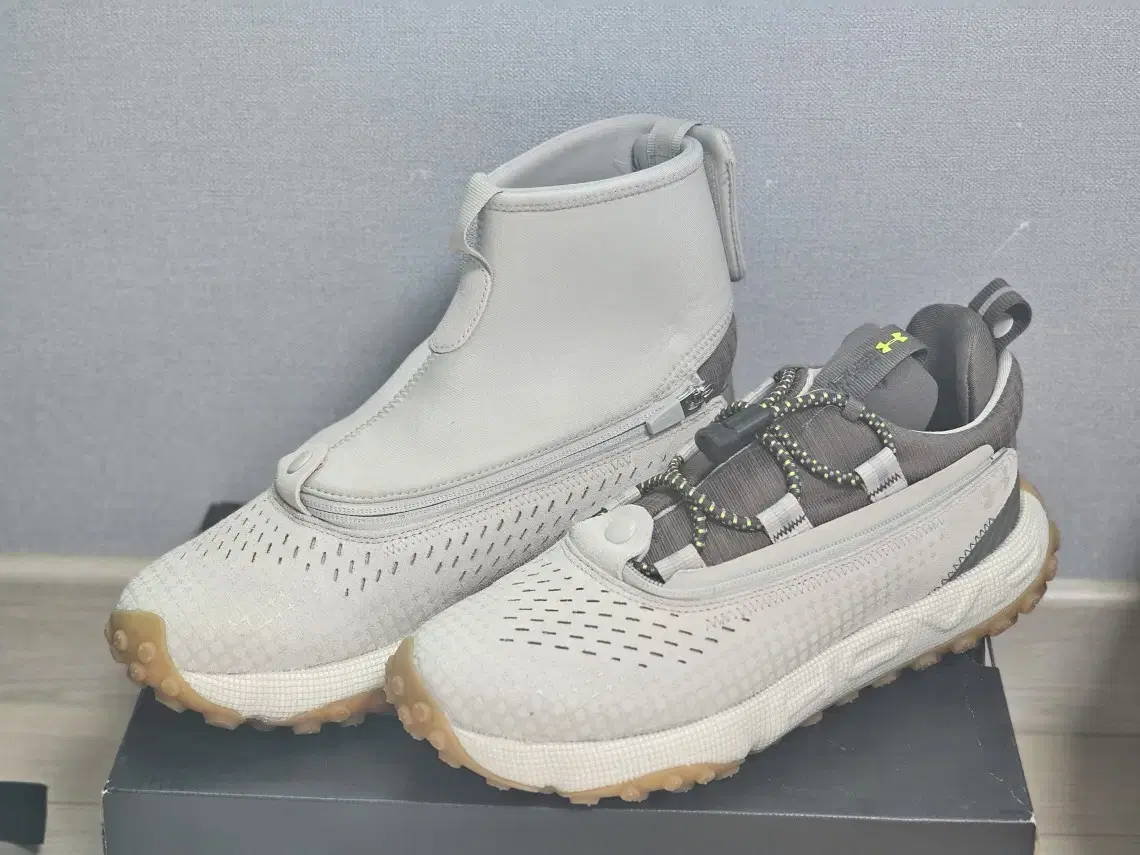 Under Armour Hover Summit FT DELTA