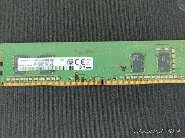 SAMSUNG DDR4-19200 4GB (25EA)