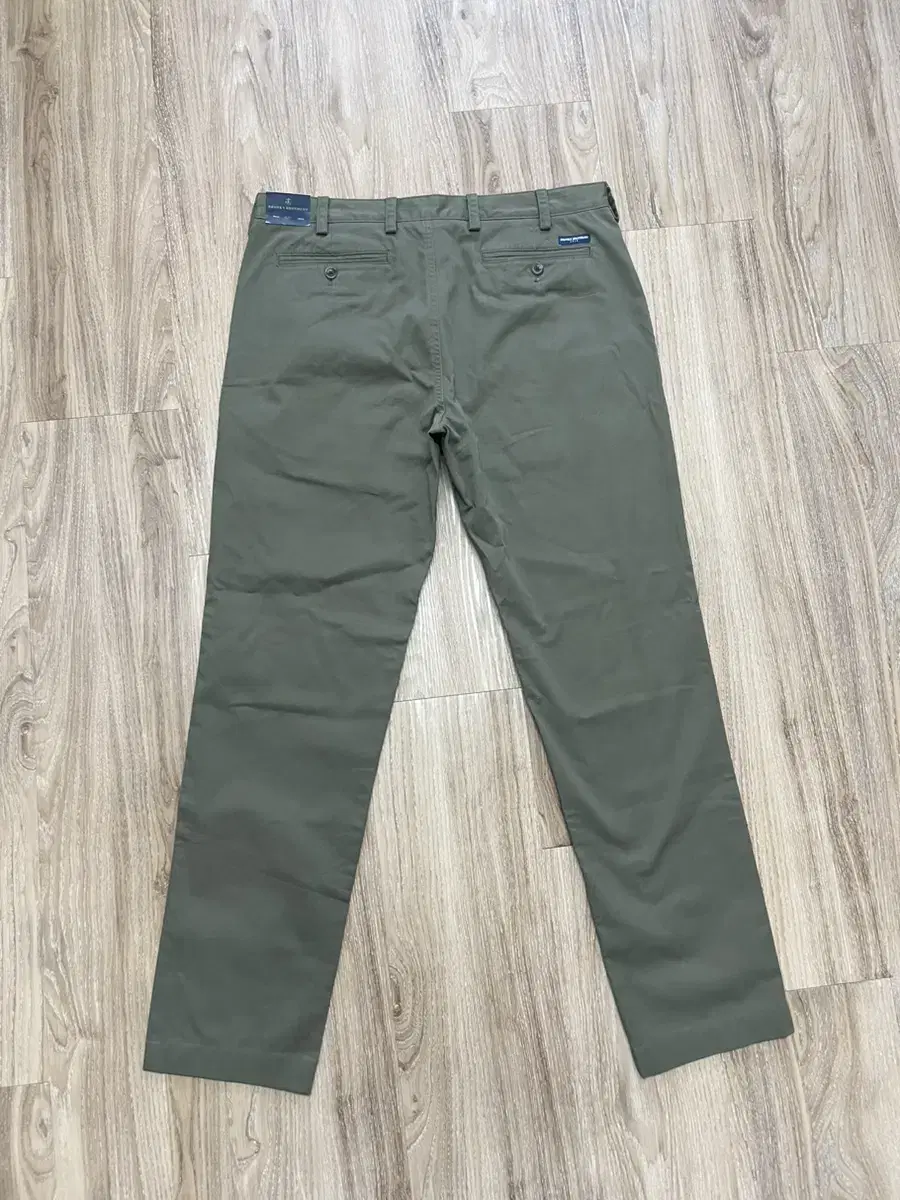 (New)Brooks Brothers Slim Chino Pants 35