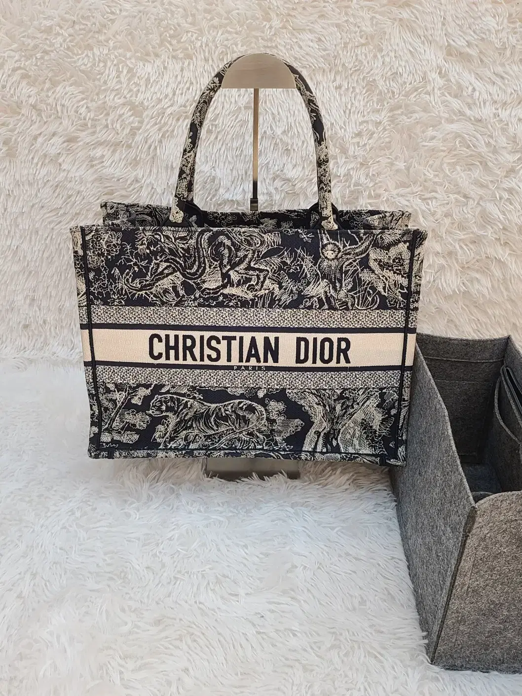 Dior Booktote Tweed Zuu Tote Medium