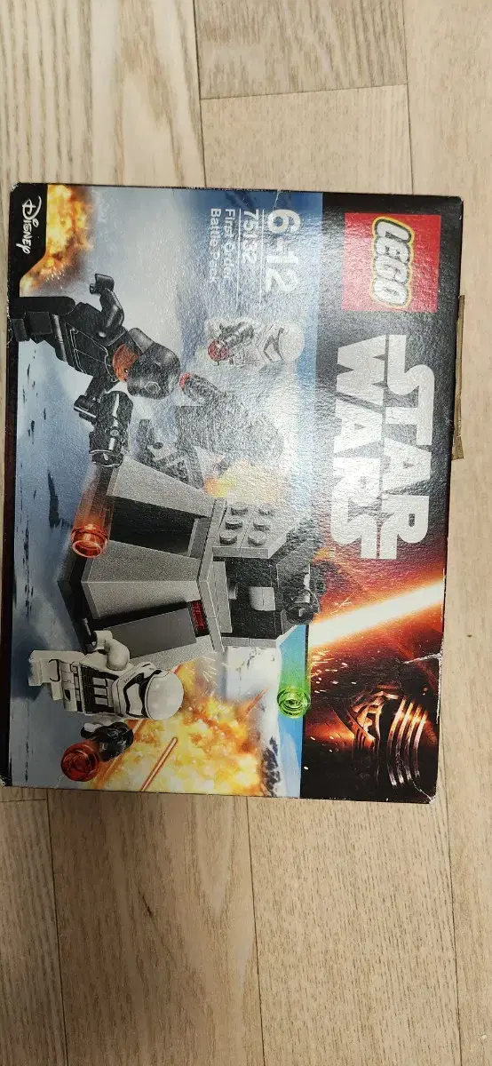 Star Wars LEGO 75132 (New, Unsealed)