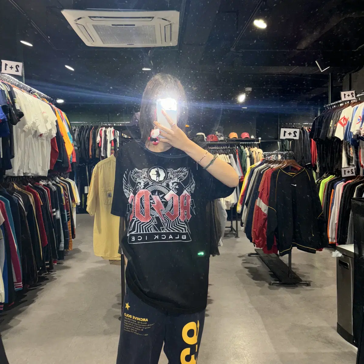 ACDC 로고 블랙아이스 락밴드 앞뒤 프린트 디테일 반팔 락티(L/XL)