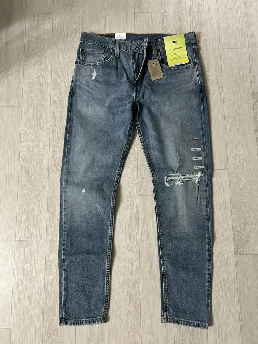 [NEW][31x30] Levi's 512 Slim Tapered