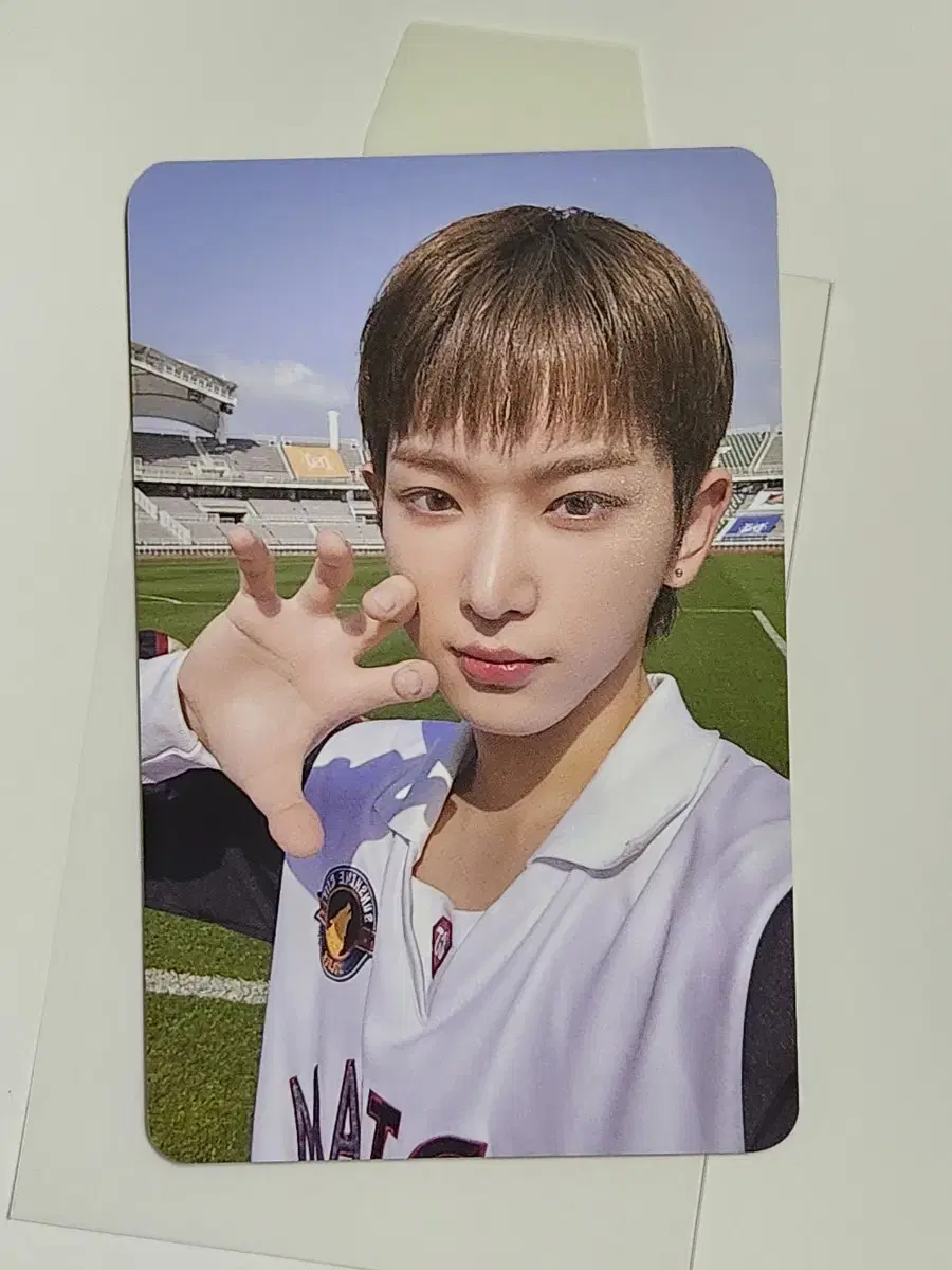 &team harua photocard lewrunezone powerprint seoulcon