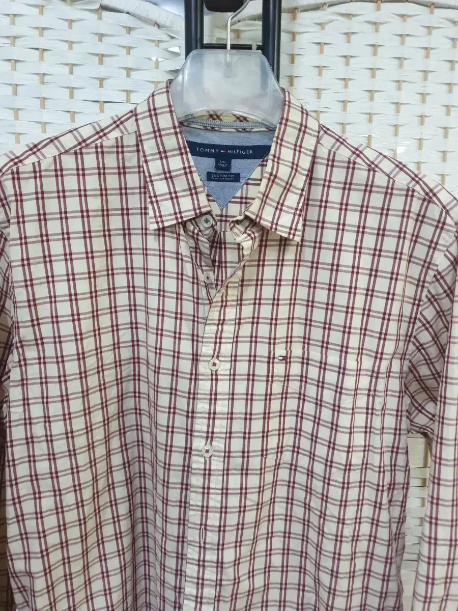 (1545) Tommy Hilfiger Tommy Hilfiger Shirt L/G 100 L