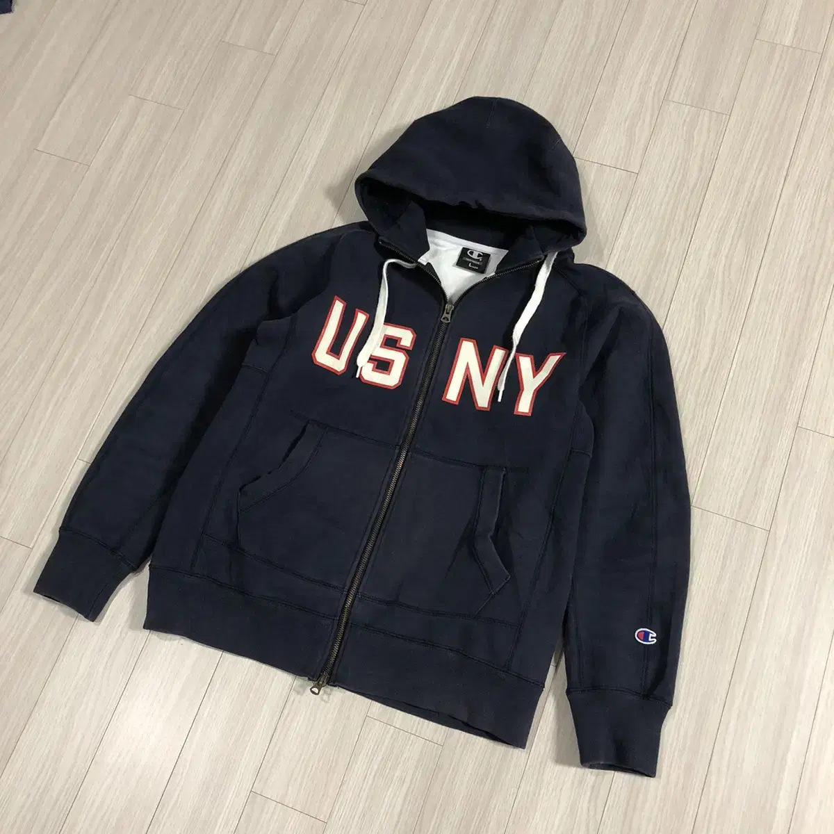 Champion hood zip-up. L