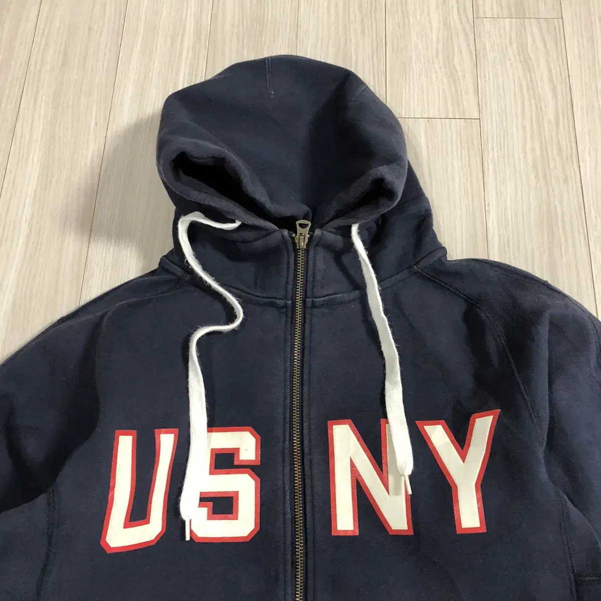 Champion hood zip-up. L