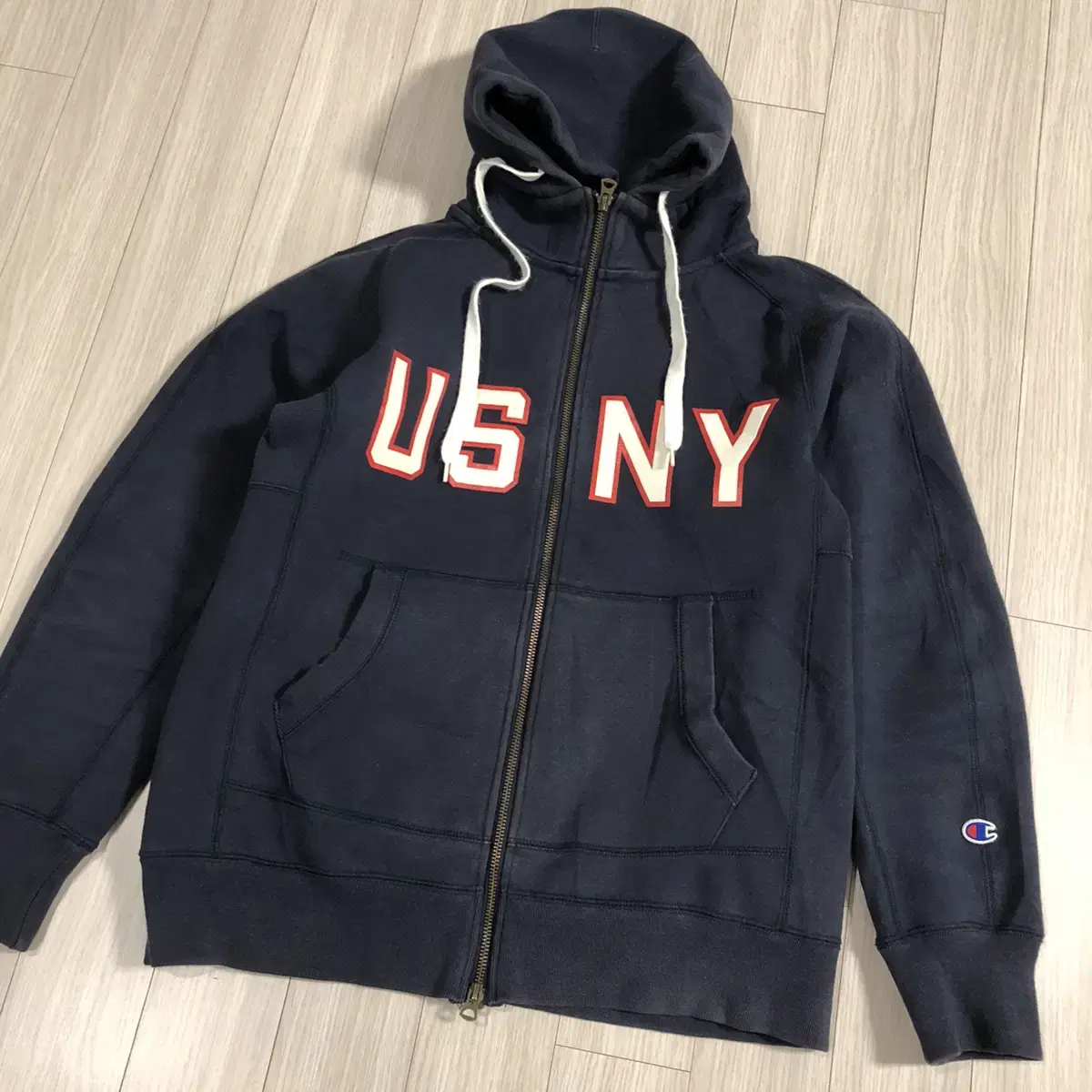 Champion hood zip-up. L