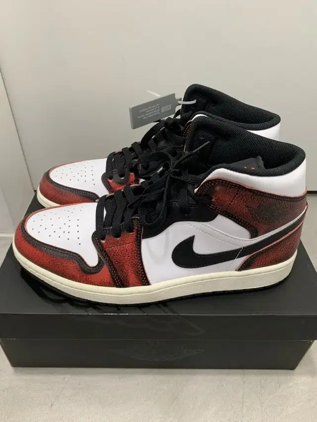 AIR JORDAN 1 MID SE