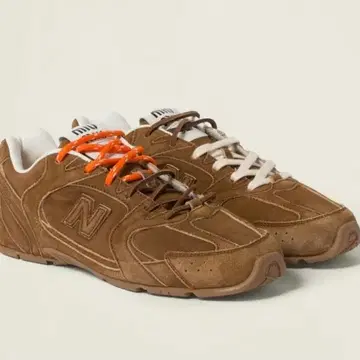 우 스웨이드 스니커즈 | 미우미우 | 페칭 FETCHING