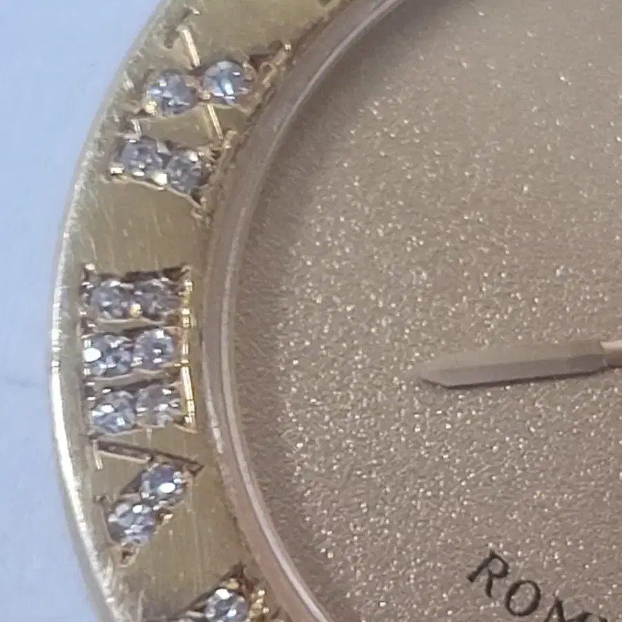 시계 여성 금통 CORUM ROMVLVS 쿼츠 18K