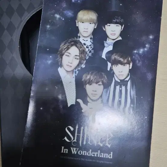 SHINee in Wonderland   샤이니 스타가드 박스 2