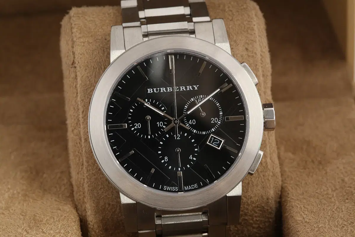 버버리 Burberry BU9351 블랙 다이얼 크로노그래프 쿼츠