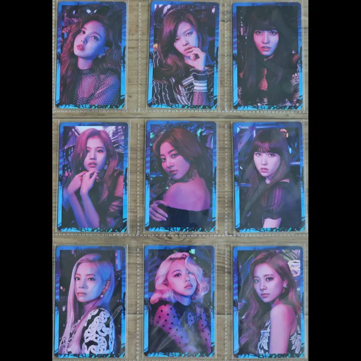 Twice Japan Breakthrough photocard set