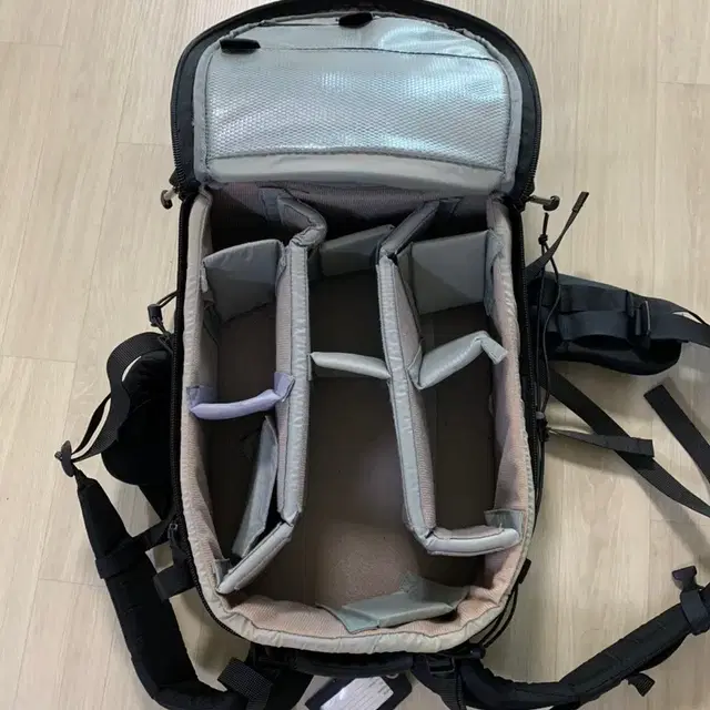 로우프로 Nature Trekker AW II 카메라 가방 판매합니다