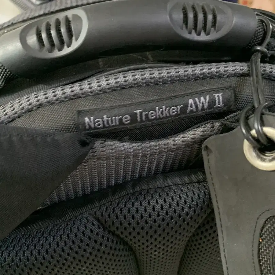 로우프로 Nature Trekker AW II 카메라 가방 판매합니다