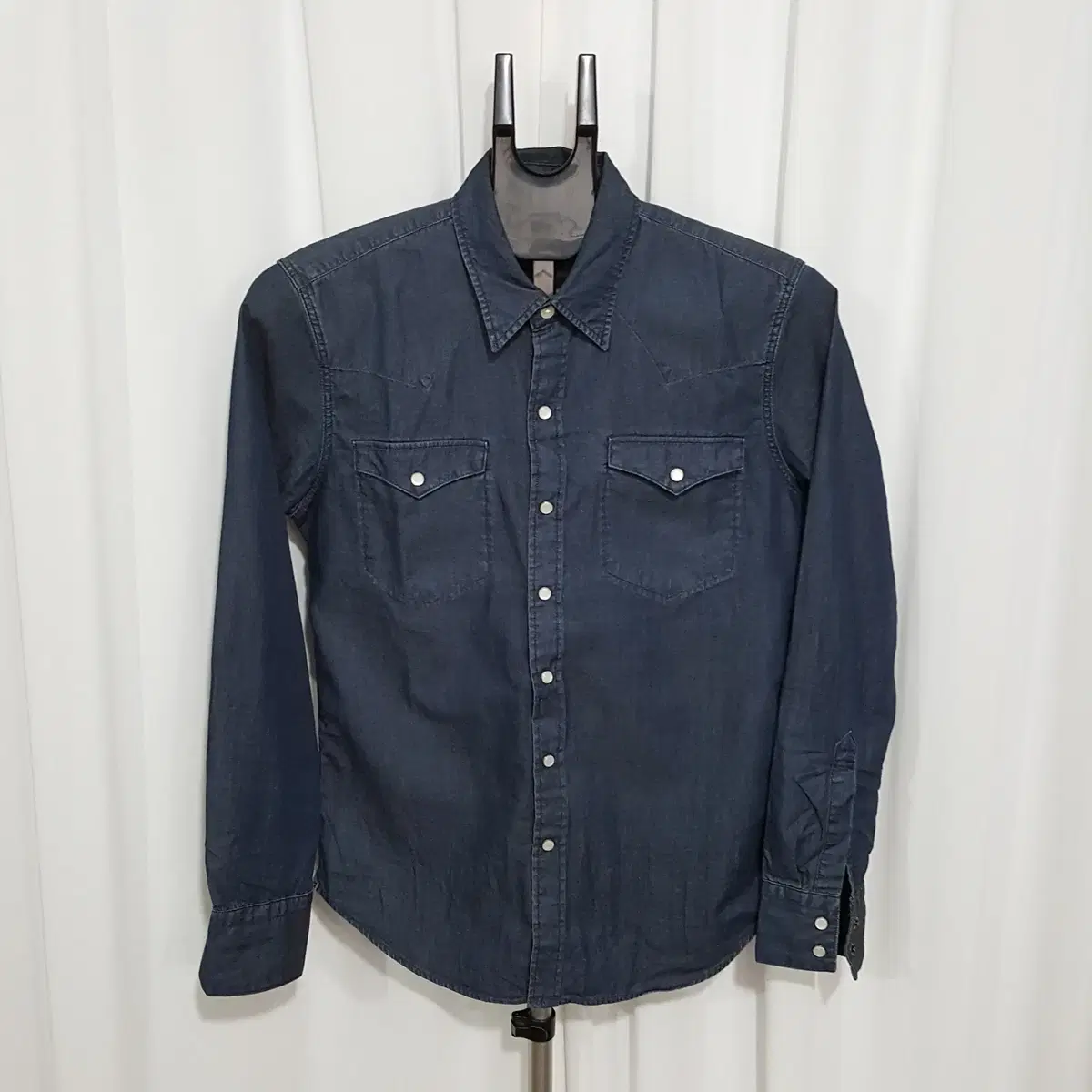 Levi's Denim Shirt 95Recommended Oil Cabinet