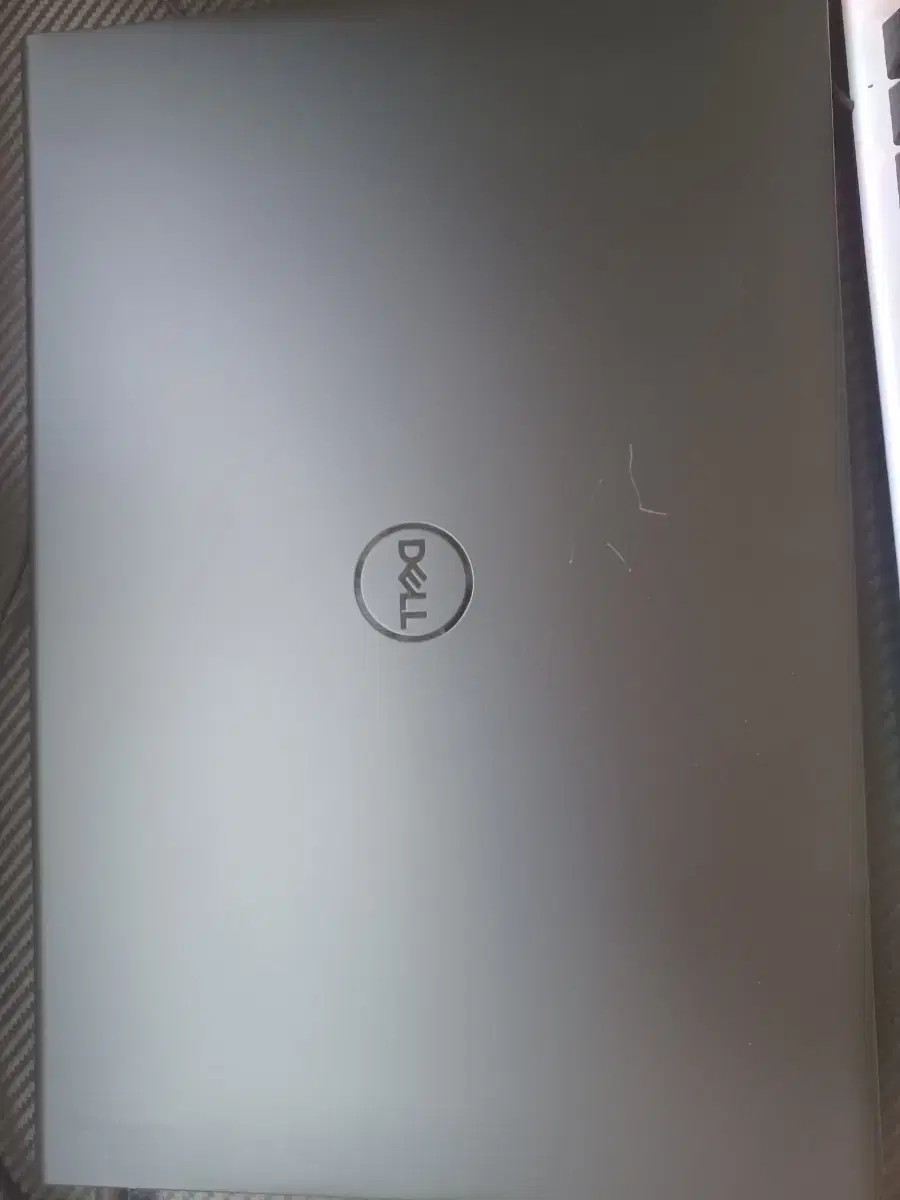 Delin Spiron 16 7610 laptop for sale