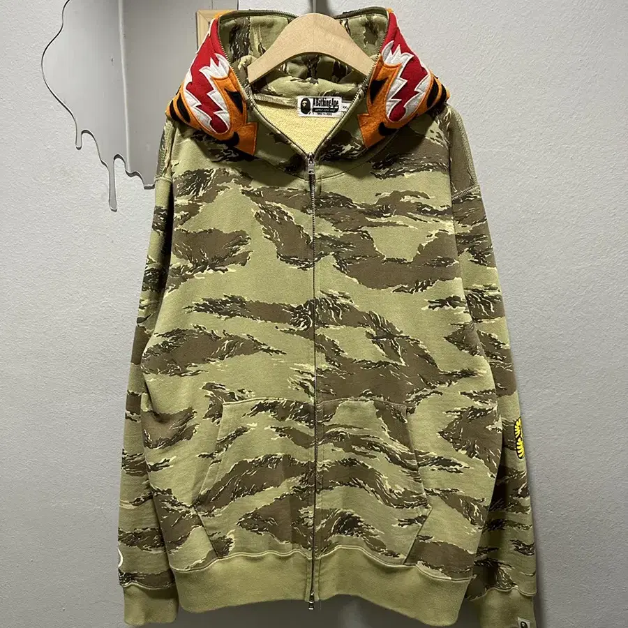 BAPE 베이프 타이거 카모플라쥬 후드집업 XXL