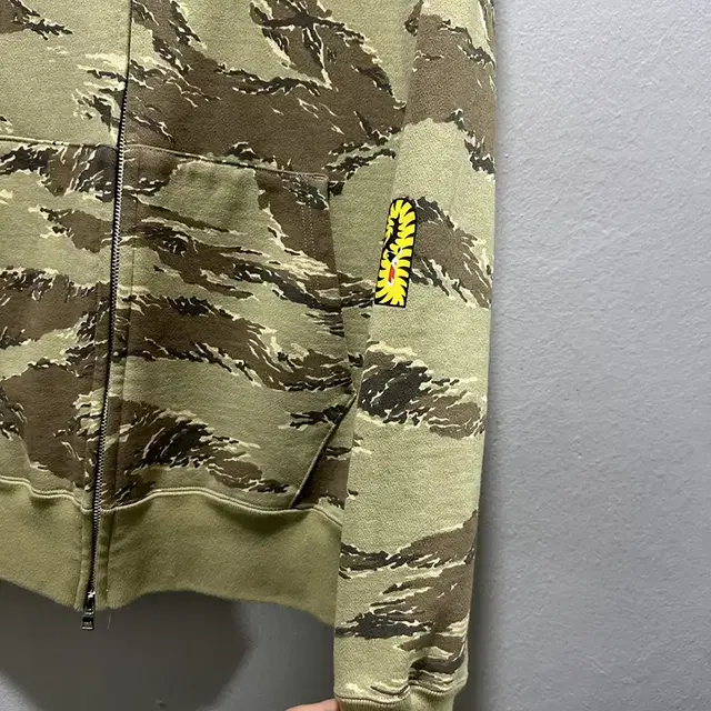 BAPE 베이프 타이거 카모플라쥬 후드집업 XXL