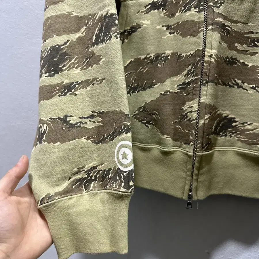 BAPE 베이프 타이거 카모플라쥬 후드집업 XXL