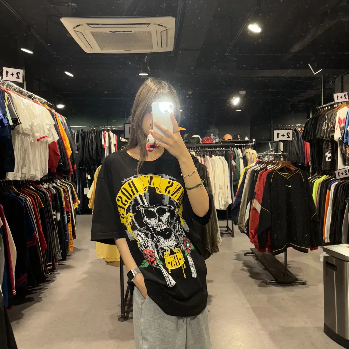 GUNS AND ROSES 건즈앤로지스 앞뒤 프린팅 반팔락티 (L/XL)