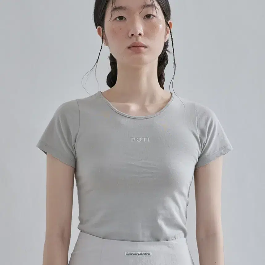 (상태최상) 포티 POTI ROUND HALF TOP (GREY)