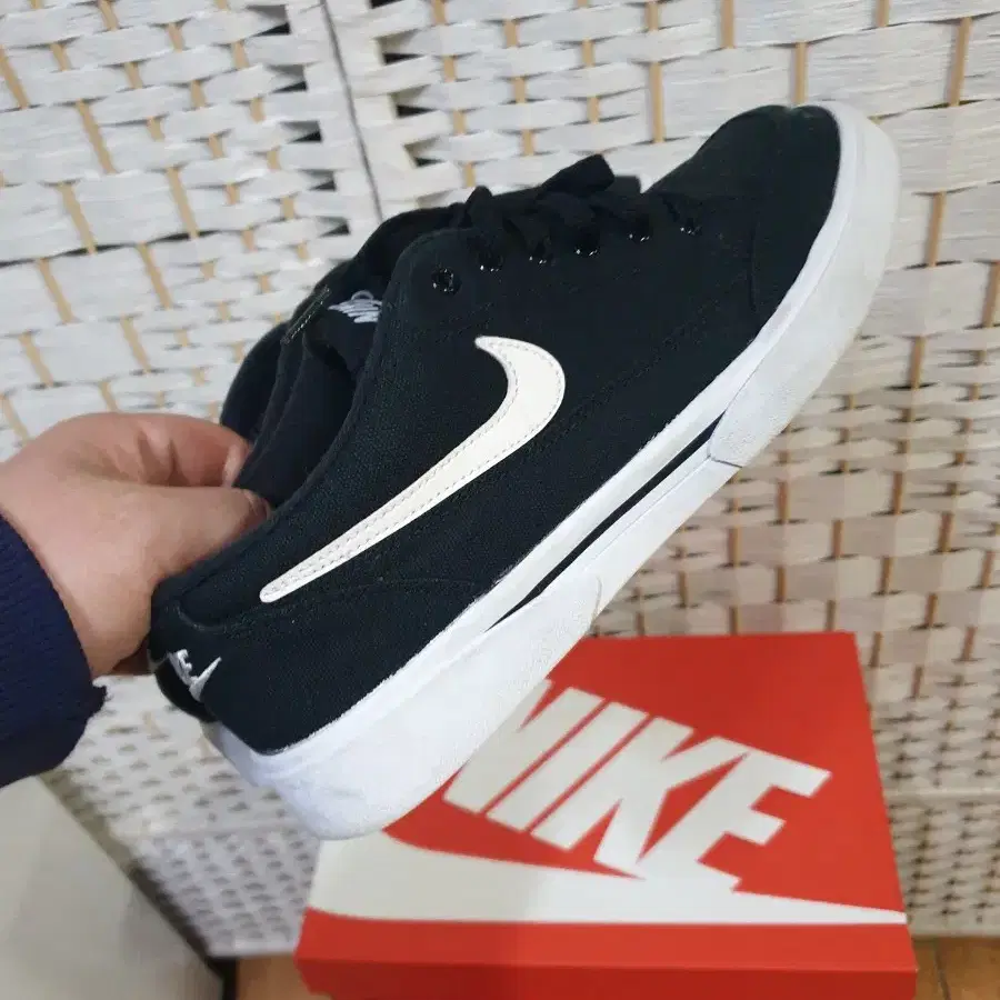 NIKE 나이키 스포츠 GTS16 스니커즈 블랙 250mm