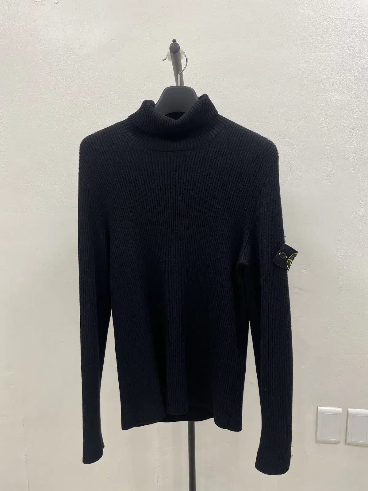 [Genuine] Stone Island Knit Mock Plaque Size M