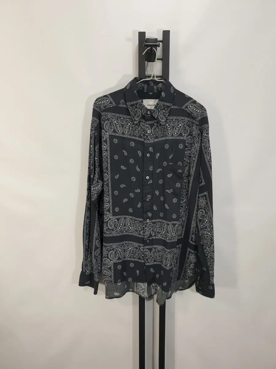 VivaStudio Vandana Shirt Black Nambang M