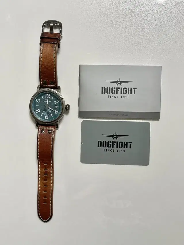 독파이트 DOGFIGHT 시계 파일럿 시계 (갤러리어클락 공식 수입)가죽