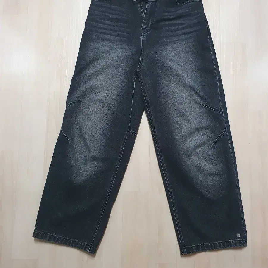 애드오프 흑청바지 WASHED DENIM PANTS BLACK 46