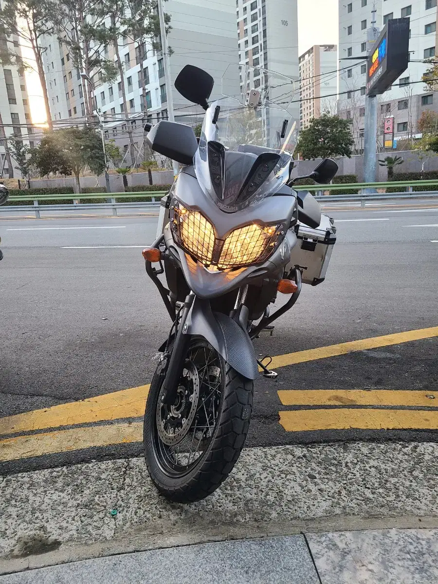 스즈키 브이스트롬 (V-STROM)650 판매합니다!(위탁매물)