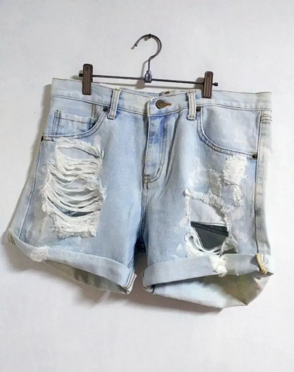 Women's denim shorts ripped denim damage roll-up