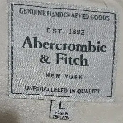 Abercrombie & Fitch 카라티셔츠