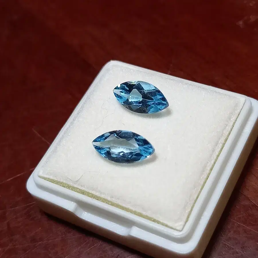 천연토파즈 2.5ct