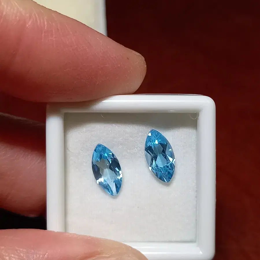 천연토파즈 2.5ct