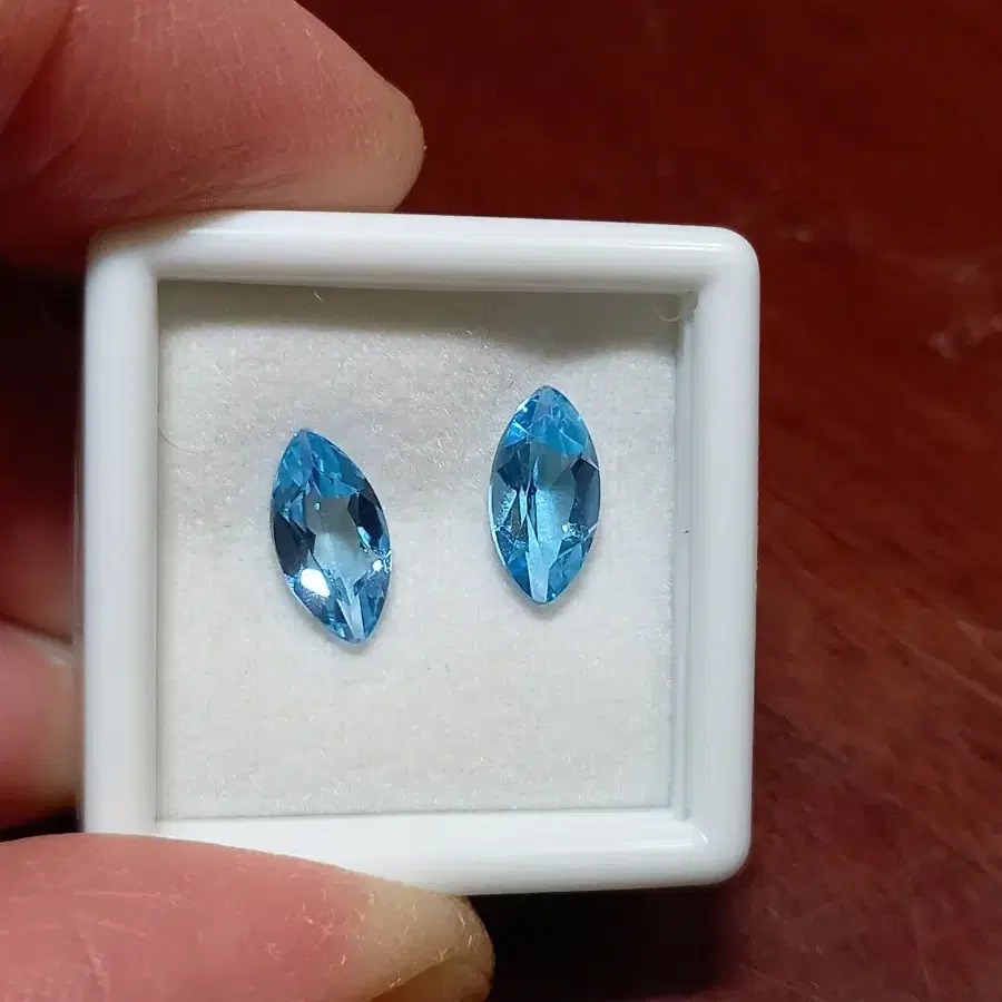 천연토파즈 2.5ct