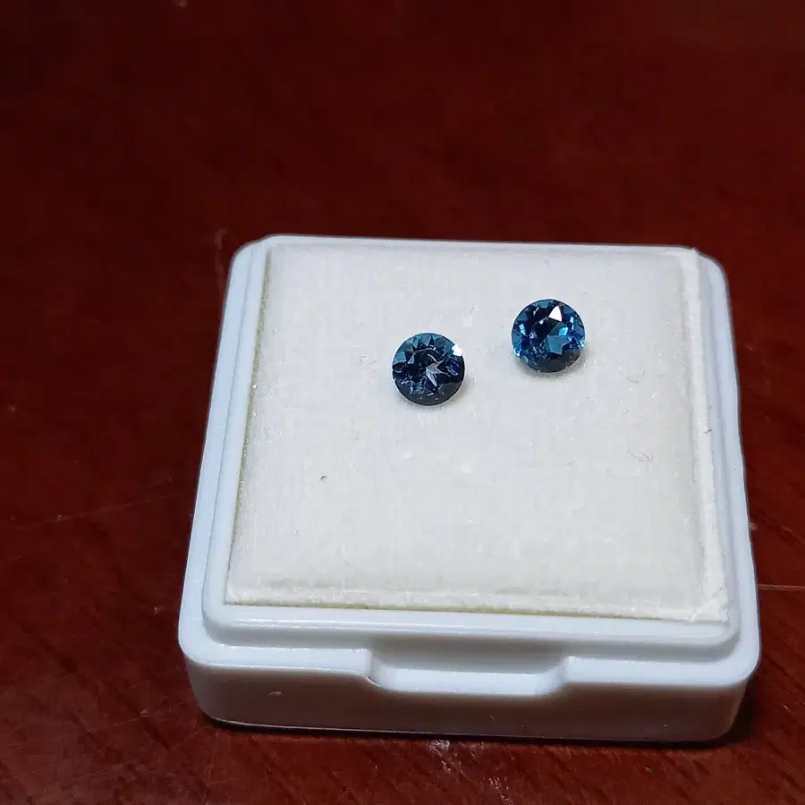 천연토파즈 0.59ct