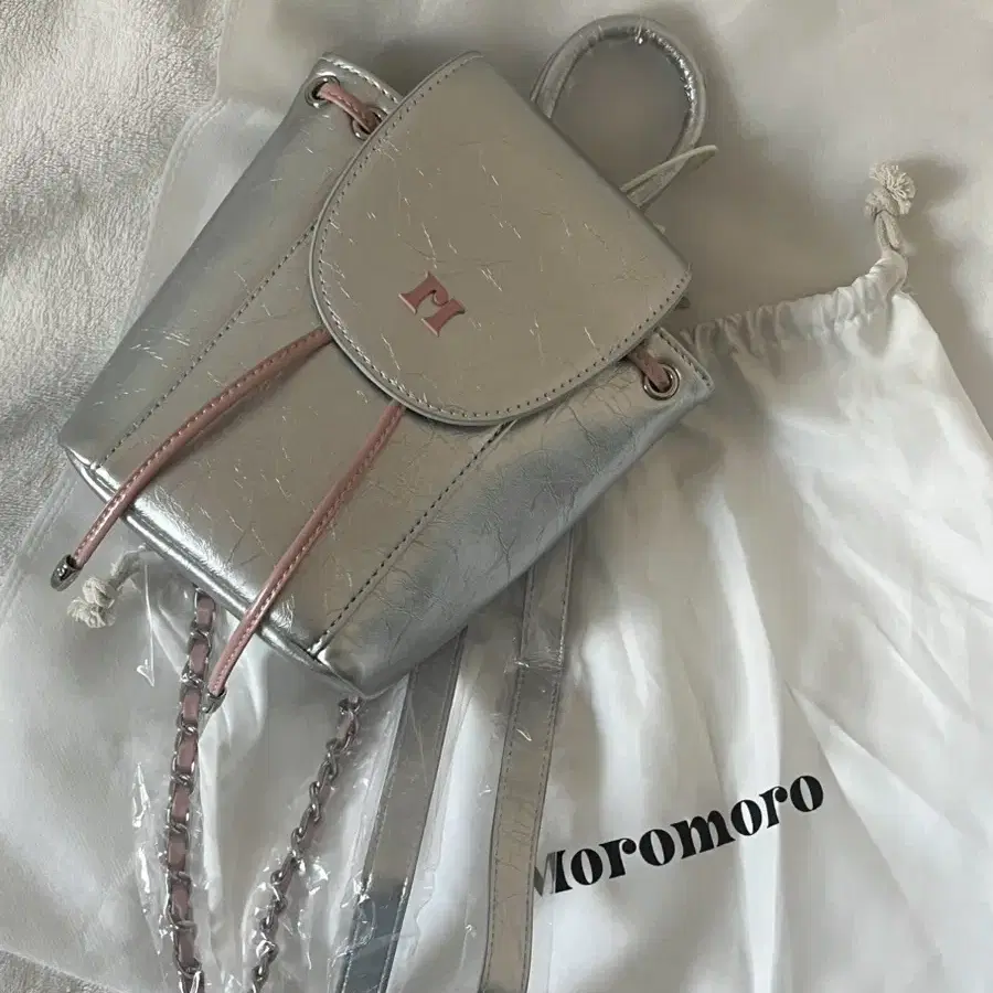 올드런드리 실버 미니 백팩 Moromoro mini backpack