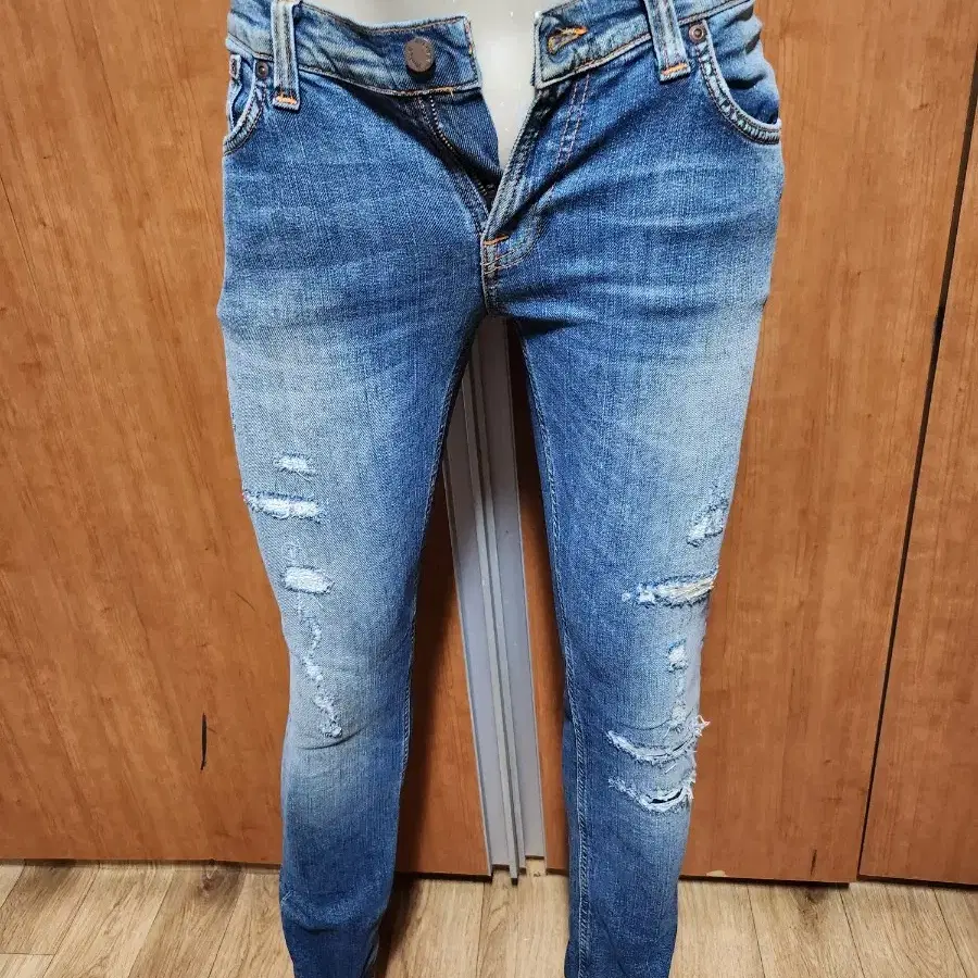 NUDIE JEANS누디진데미지스판페인팅셀비지청바지30