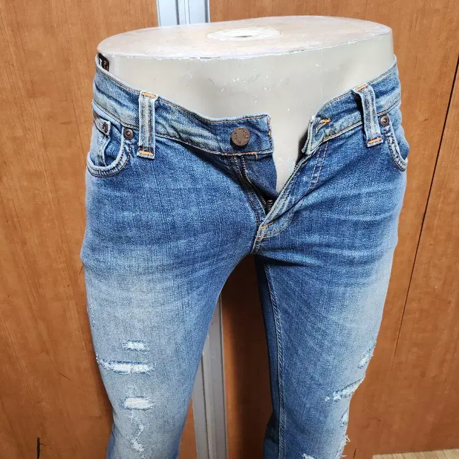 NUDIE JEANS누디진데미지스판페인팅셀비지청바지30