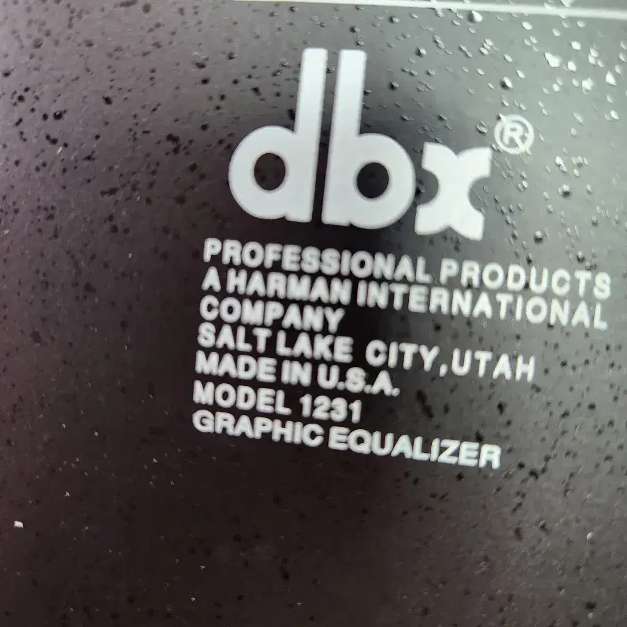 DBX1231. EQ.  USA. 박스그대로있습니다